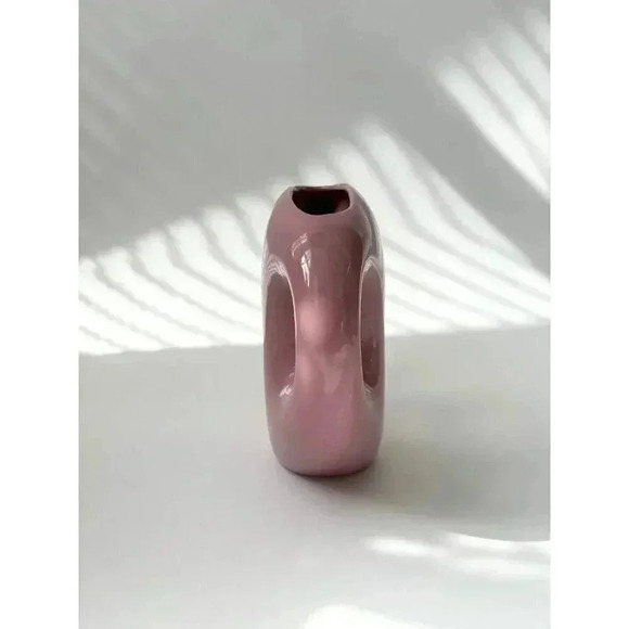 Vintage Midcentury Soft Pink / Mauve Royal Haeger Ceramic Cut Out Vase - Picture 9 of 10